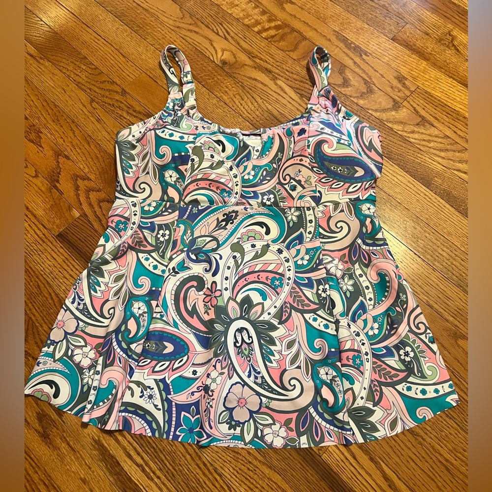 Raisins Curve Plus Paisley Tankini Swim top with Adjustable Straps 22W
